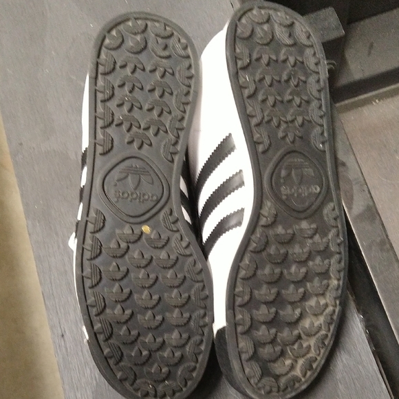 Adidas Samoa White Black Sneakers - Picture 5 of 9